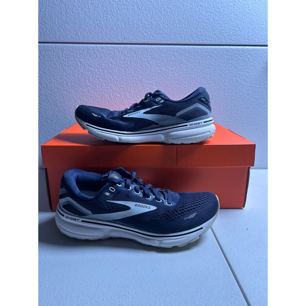 Brooks Ghost 15 Navy White Size Womens 8 #2933